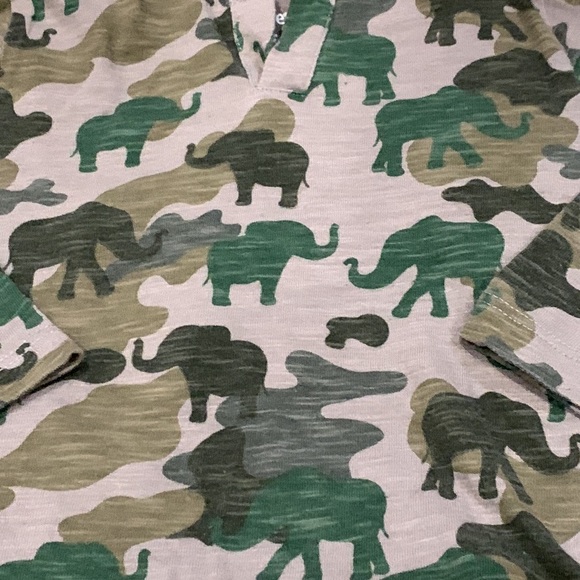 Little Me Long Sleeve T-Shirts in Army Elephant & Navy Airplane Design size 24M - Picture 3 of 8